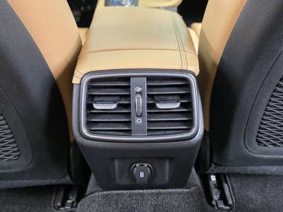 2022 Genesis THE NEW G70 缩略图 31