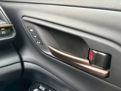 صورة مصغرة 14 لـ 2024 Toyota CROWN SPORT