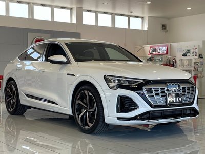 AUDI Q8 SPORTBACK E-TRON - 4