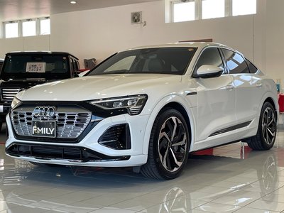 AUDI Q8 SPORTBACK E-TRON - 3