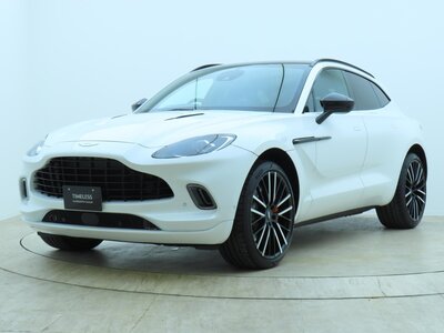 ASTON MARTIN DBX