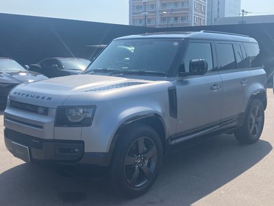 LAND ROVER DEFENDER - 1