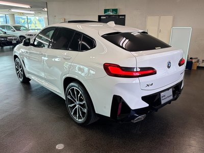 صورة 8 لـ 2024 BMW X4