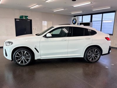 صورة 7 لـ 2024 BMW X4