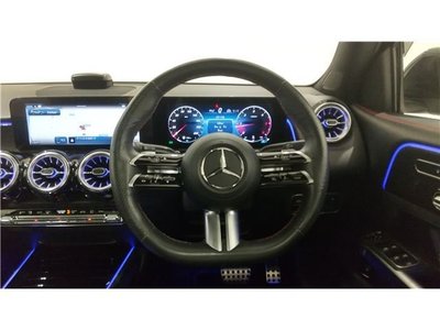 2024 Mercedes-BENZ GLB — миниатюра 11
