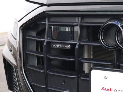 AUDI Q8 - 10
