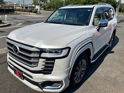 TOYOTA LAND CRUISER 300 - 2