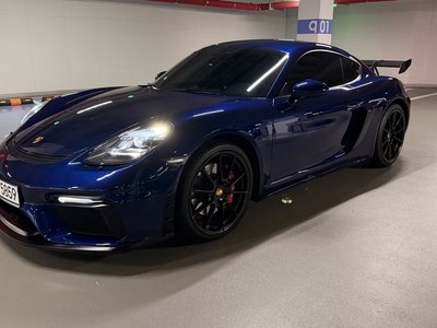 2021 Porsche 718 photo 1