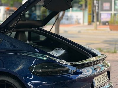 صورة مصغرة 15 لـ 2021 Porsche 718