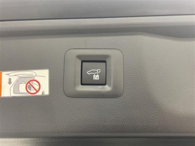 TOYOTA VELLFIRE - 9