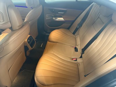 MERCEDES-BENZ E-CLASS - 9