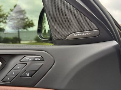 2020 BMW X6 — миниатюра 15