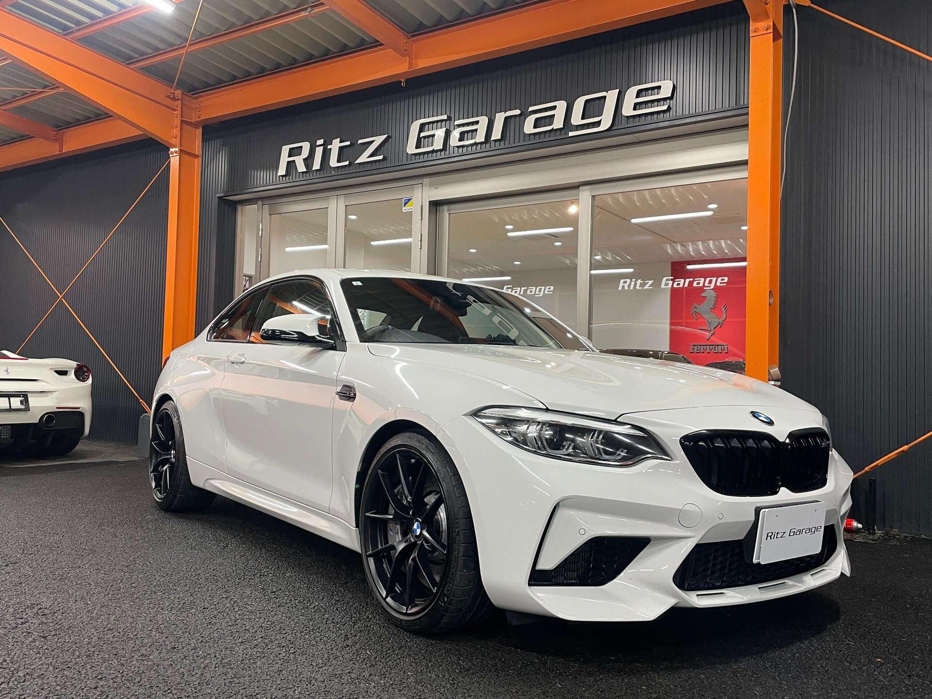 BMW M2 COMPETITION - View 1
