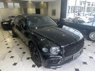 BENTLEY FLYING SPUR