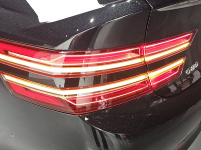 GENESIS G80 (RG3) - 10