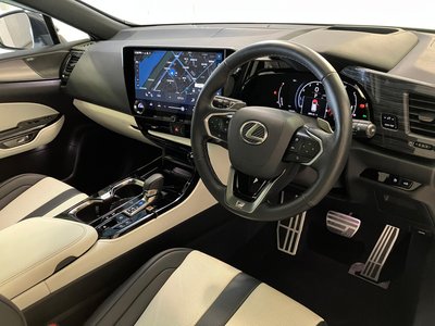 2024 Lexus NX — фото 3
