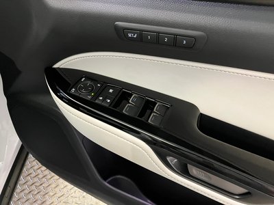 2024 Lexus NX thumbnail 21
