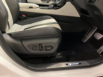 2024 Lexus NX thumbnail 17