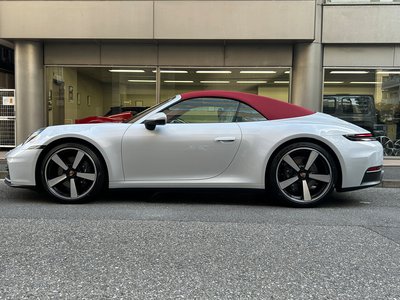 PORSCHE 911 CABRIOLET - 4