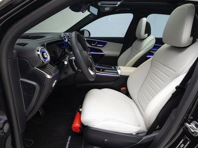 صورة 10 لـ 2025 Mercedes-BENZ GLC