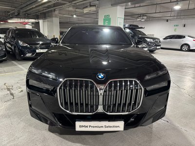 BMW 7 SERIES - 2