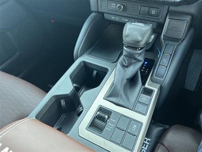 TOYOTA LAND CRUISER 250 - 10