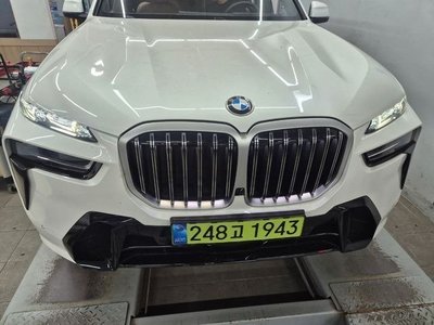 BMW X7 - 1