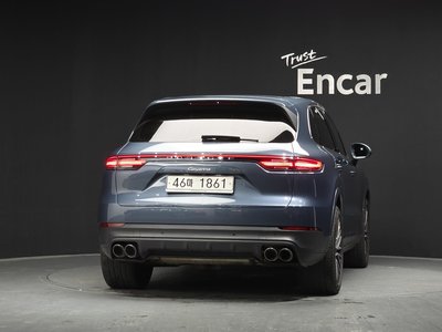 PORSCHE CAYENNE - 4