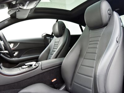 MERCEDES-BENZ E-CLASS COUPE - 7