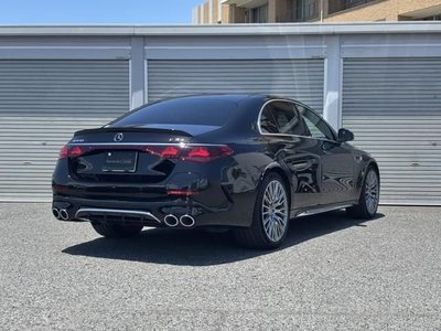 2025 Mercedes-BENZ E-CLASS photo 3