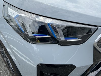 2025 BMW IX2 照片 9