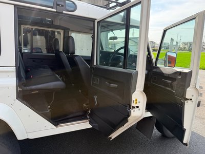 2004 LAND Rover DEFENDER thumbnail 20
