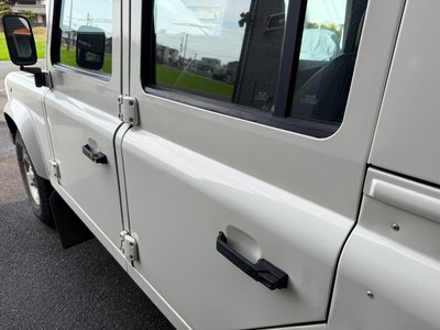 2004 LAND Rover DEFENDER thumbnail 37