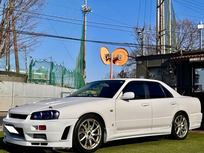 NISSAN SKYLINE - 4