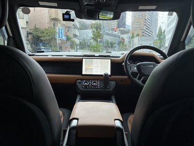 2023 LAND Rover DEFENDER thumbnail 16
