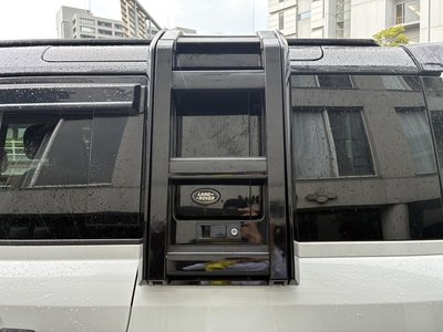 2023 LAND Rover DEFENDER thumbnail 18