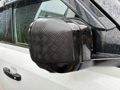 صورة 8 لـ 2023 LAND Rover DEFENDER
