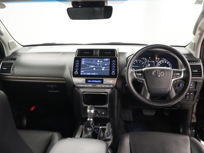 صورة 5 لـ 2023 Toyota LAND CRUISER PRADO