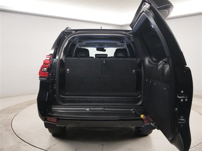 2023 Toyota LAND CRUISER PRADO — миниатюра 24