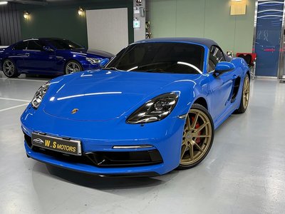PORSCHE 718 BOXSTER