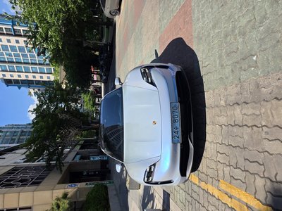 PORSCHE TAYCAN - 2