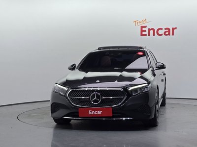 صورة 2 لـ 2024 Mercedes-BENZ E-CLASS