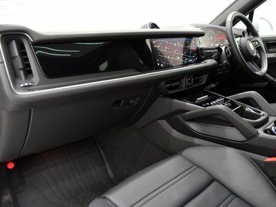 PORSCHE CAYENNE - 10