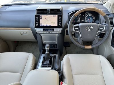 TOYOTA LAND CRUISER PRADO - 2