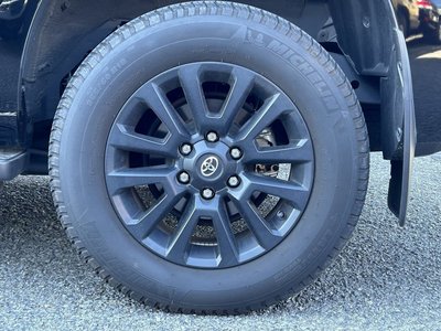 TOYOTA LAND CRUISER PRADO - 10