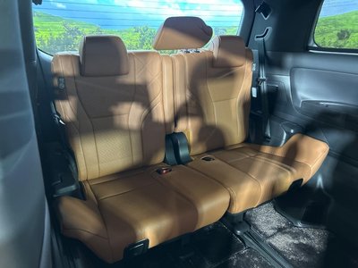 TOYOTA VELLFIRE - 10