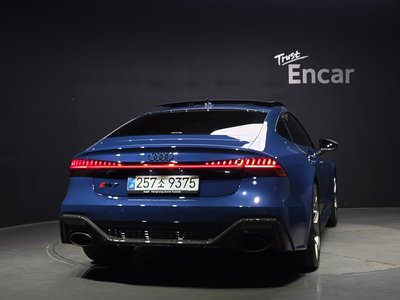 2025 AUDI RS7 照片 3