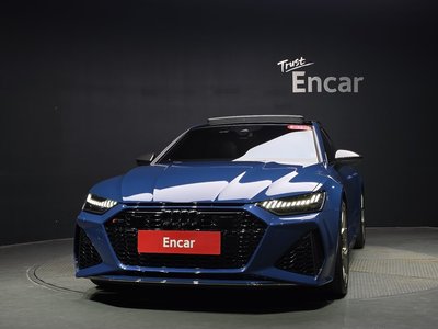 2025 AUDI RS7 照片 2