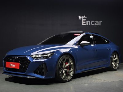 2025 AUDI RS7 照片 1