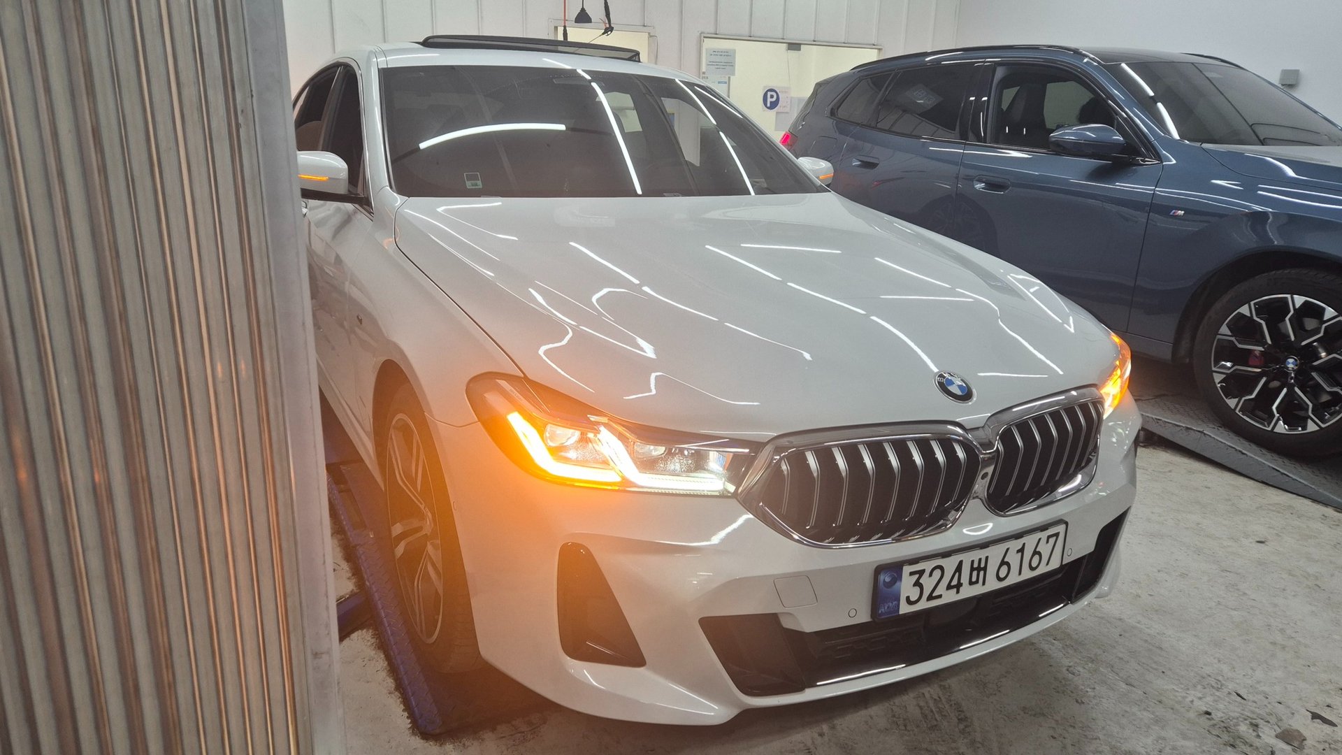 BMW 6 SERIES GT - View 1